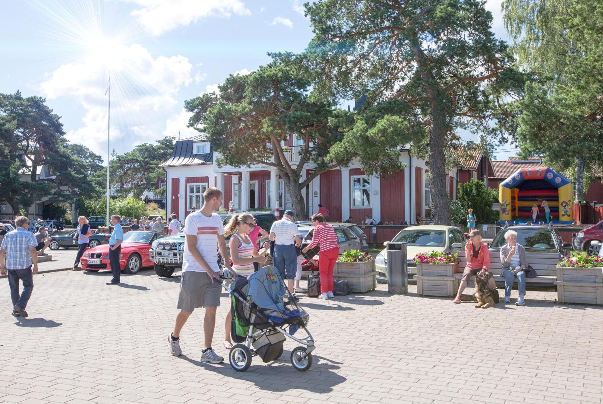 Hotel Strandbo Nagu Eksteriør billede